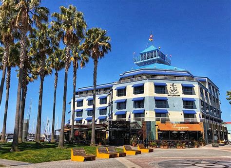 Waterfront Hotel In Oaklands Jack London Square