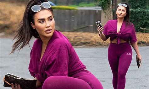 Lauren Goodger Displays Her Voluptuous Curves In A Busty Magenta Co Ord