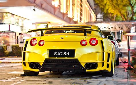 Nissan Gtr Rear View Car Yellow Cars Wallpapers Hd Desktop And