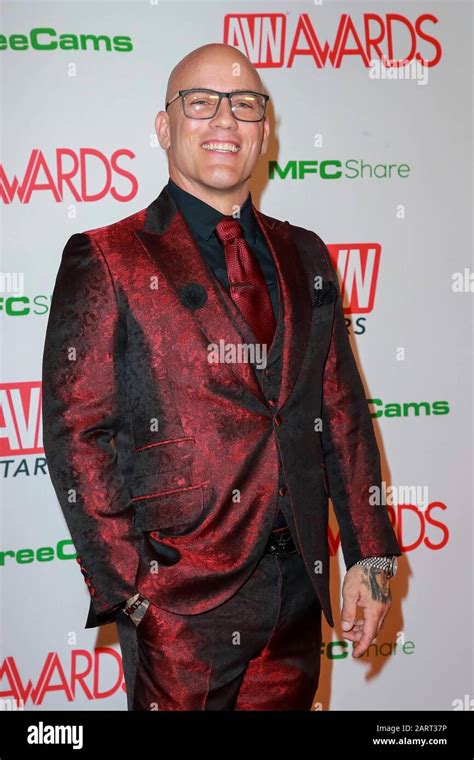derrick pierce attends the 2020 adult video news avn awards at the joint inside hotel hard rock