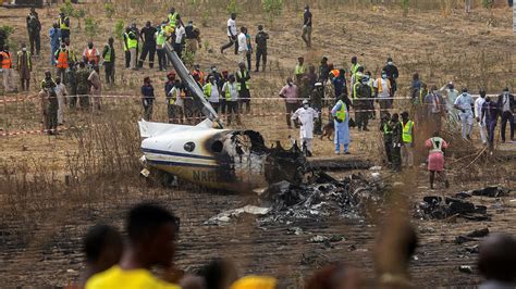 Nigerian Military Plane Crashes On Approach To Abuja Airport Killing Seven Cnn