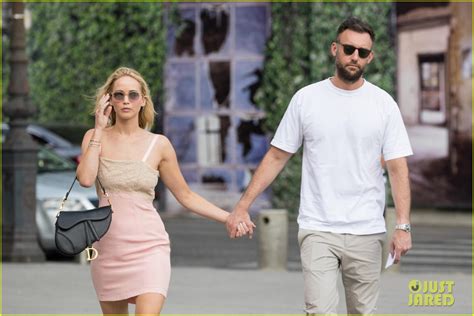 Jennifer Lawrence Cooke Maroney Hold Hands In Paris Photo 4126239