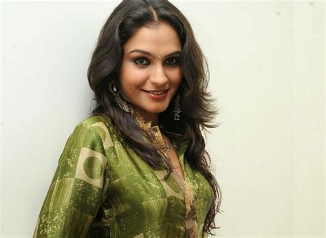 andrea jeremiah wallpapers free download indian hd wallpaper free download