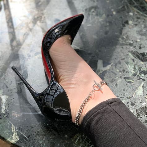 The Engineeringinheels Anklet In 2020 With Images Suede High Heels
