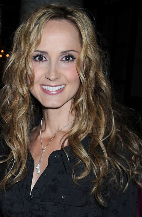 Country Music Singer Chely Wright Comes Out Announces She Is Gay Reality Tv World