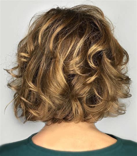 14 short hairstyles for wavy curly hair