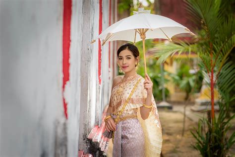 Phuket Traditional Thai Clothing Photoshoot Hire A Phuket