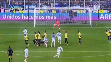 Watch Messi Leaves Goalkeeper Standing Still With Insane Free Kick