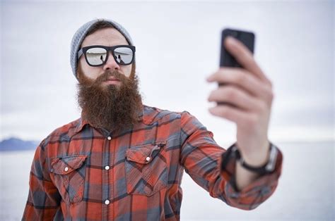 Hipster Complains After Website Uses His Photo To Say All Hipsters Look