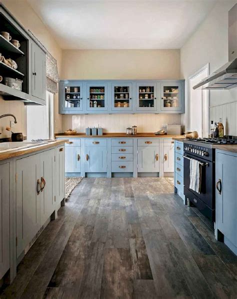 06 Incredible Farmhouse Gray Kitchen Cabinet Design Ideas