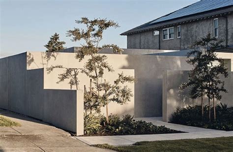Minimalist Concrete Homes Courtyard Residence