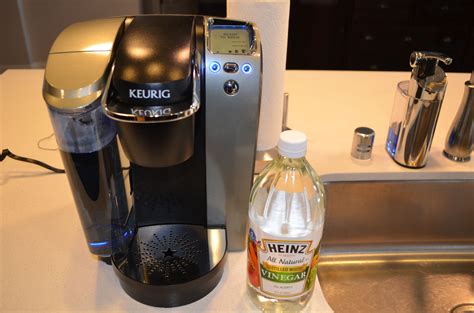 In order to keep your keurig coffee maker functioning properly and the coffee tasting great, users must clean their machine and care for it on a regular your keurig coffee maker isn't any more likely to have mold issues than any other coffee maker machine. Learn how to clean and descale a Keurig coffee maker with ...