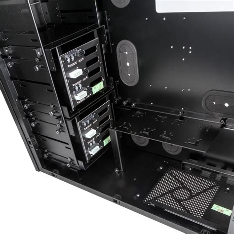 8pack Unleashes The Lian Li Pc­d888wx Chassis On The Overclockers Uk