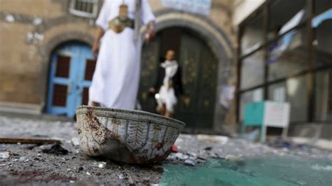 Yemen Suicide Bombing In Sanaa Mosque Kills 25 Bbc News