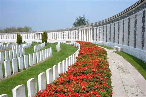 Commonwealth War Graves Commission To Launch Charity In Centenary Year