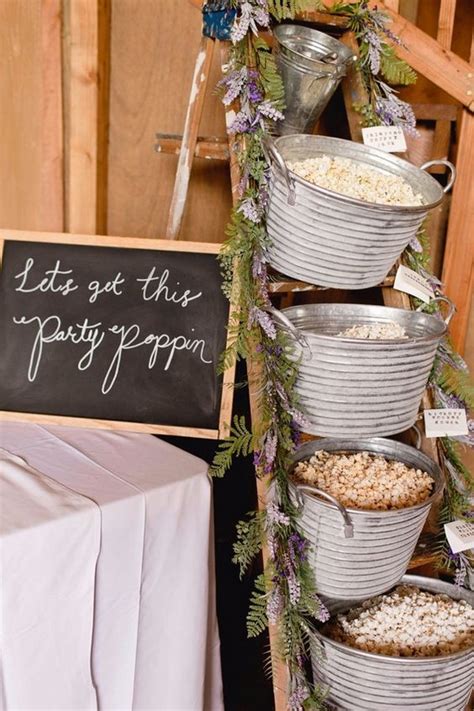 25 Fall Wedding Food Ideas Your Guests Will Love