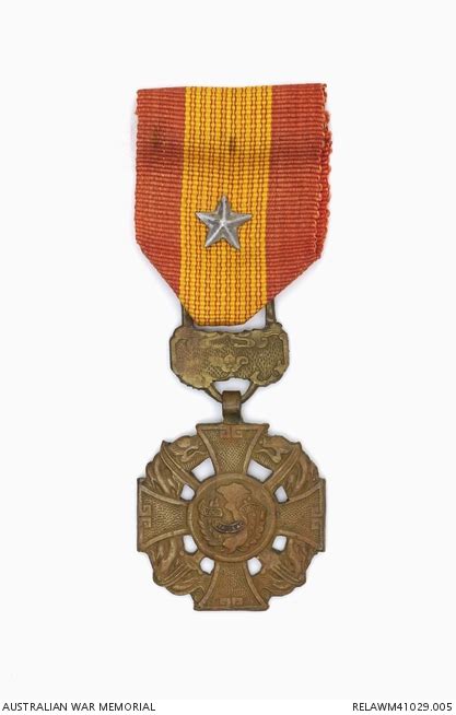 South Vietnamese Cross Of Gallantry With Silver Star Australian War