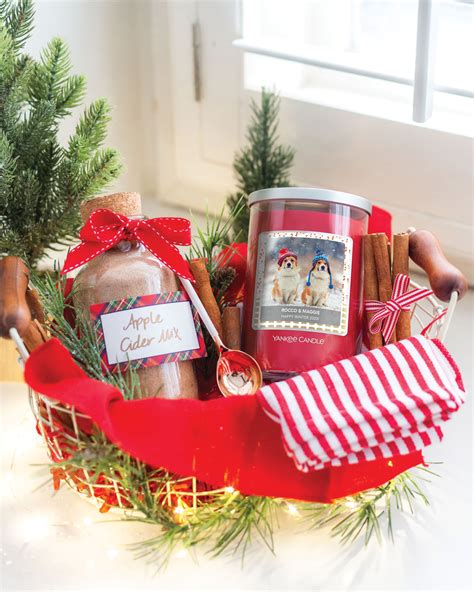 T Basket Ideas Candle T Personalized Candles Yankee Candle