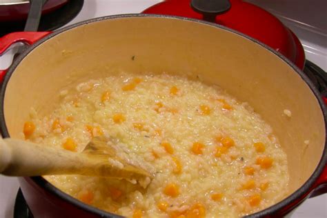 Biasanya bubur nasi tim dicampur dengan daging, telur, sayuran dan buah. 15 Minit Sahaja Bubur Nasi Anak-Anak Boleh Siap Dengan ...