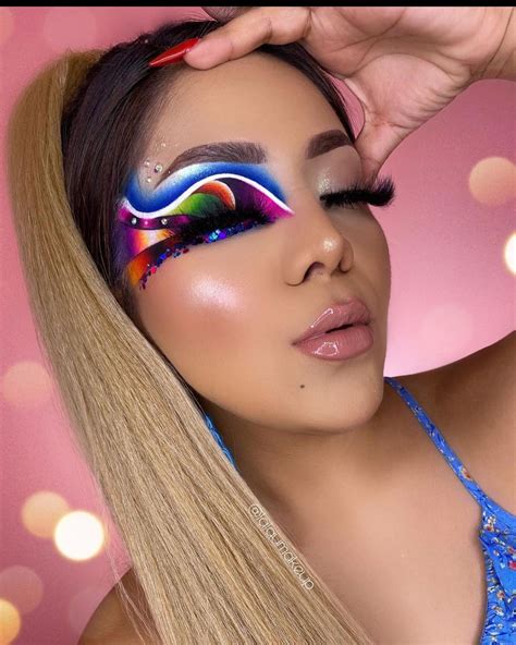 Makeup Trend 2021 Rainbow Eyeshadow Takes Over Instagram Heres How
