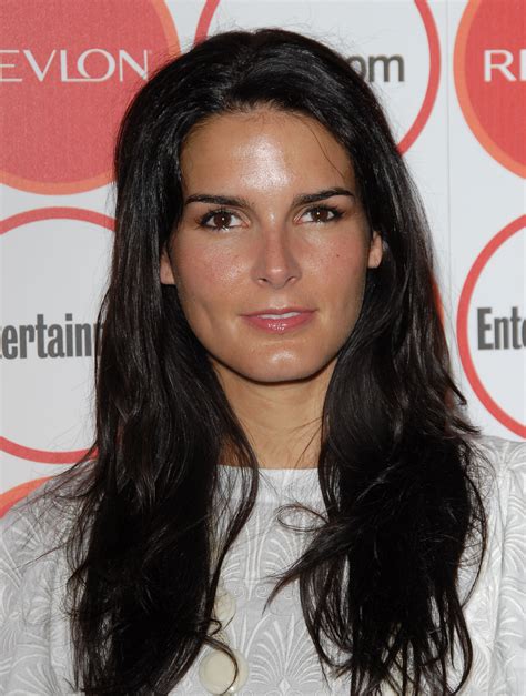 Poze Angie Harmon Actor Poza 34 Din 89 Cinemagiaro