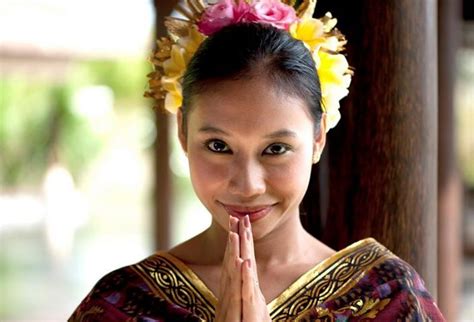 Top 10 Indonesian Culture Customs And Etiquette
