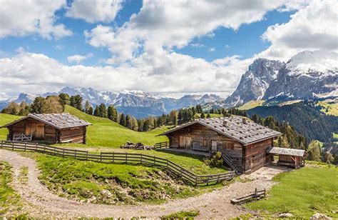 Alpe Di Siusi Seiser Alm In The Dolomites Italy
