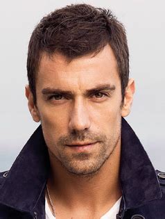 İbrahim çelikkol, 14 şubat 1982, i̇zmit, kocaeli, türk dizi ve sinema oyuncusu, eski model. Ibrahim Celikkol - Biography, Personal Life, Career, Voting