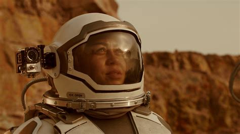 The first crewed mission to Mars should be all female - Big Think