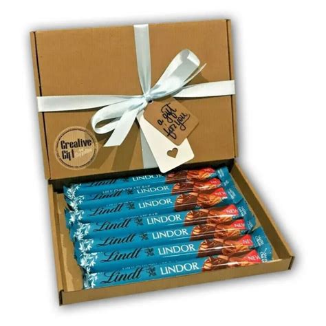 LINDT LINDOR SALTED Caramel Milk Chocolate Bars Gift Box Valentines 12