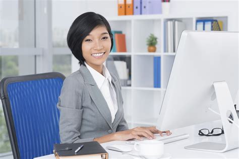 Working As An Administrative Assistant An Excellent Choice For