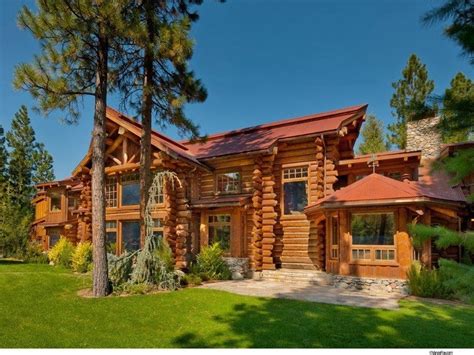 Canadian wood homes est une société toulousaine familiale, qui n'est ni une franchise, ni une concession de marque. HOME & GARDEN: Les fustes : des maisons en rondins de bois