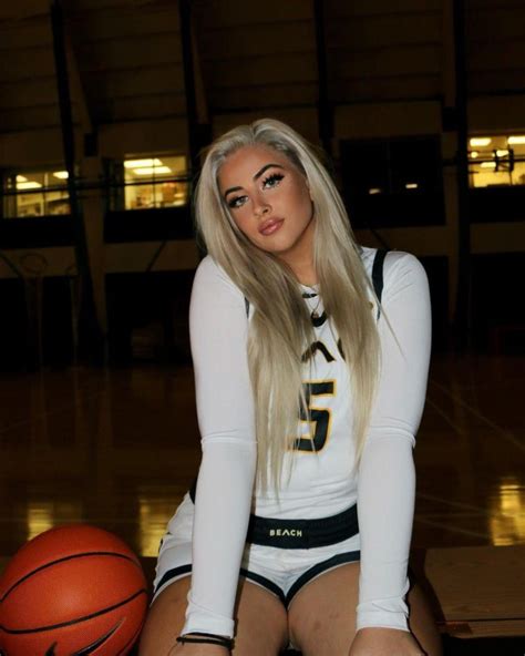 Wehateporn Hot Athletes And Sexy Celebrities On Twitter Blonde Basketball Coed