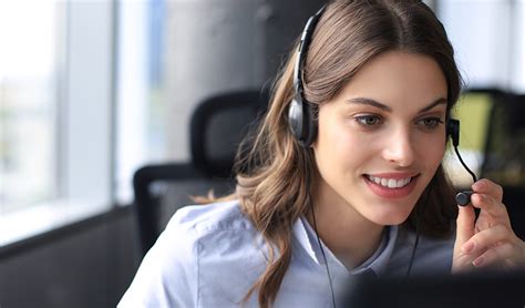 5 Reasons To Work In A Call Center Ems