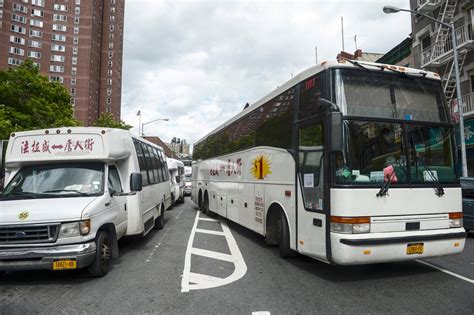 after shutdown buses shake up chinatown network the new york times