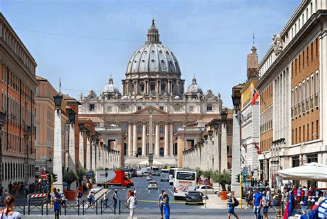 The basilica is open every day from 7:00 also known as the vatican necropolis, tomb of the dead, or st. St. Peter's Basilica - Church in Vatican City - Thousand ...
