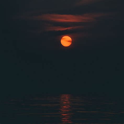 Download Wallpaper 3415x3415 Ocean Moon Sunset Night Sky Mumbai