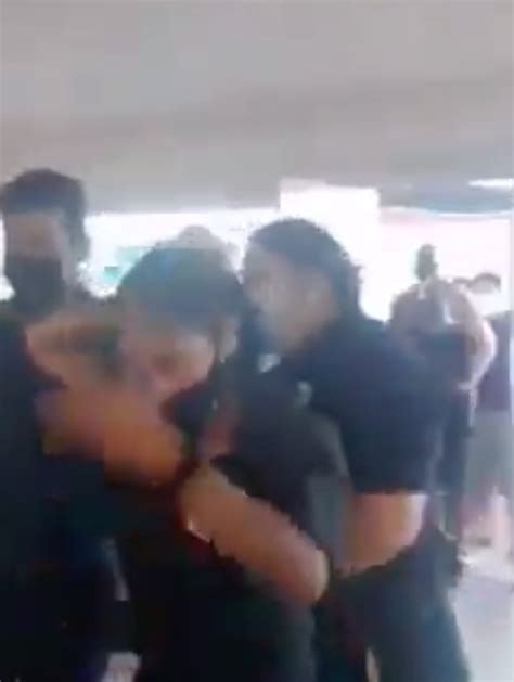 Captan En Video Riña Entre Mujer Y Una Guardia De Seguridad Quinto Poder