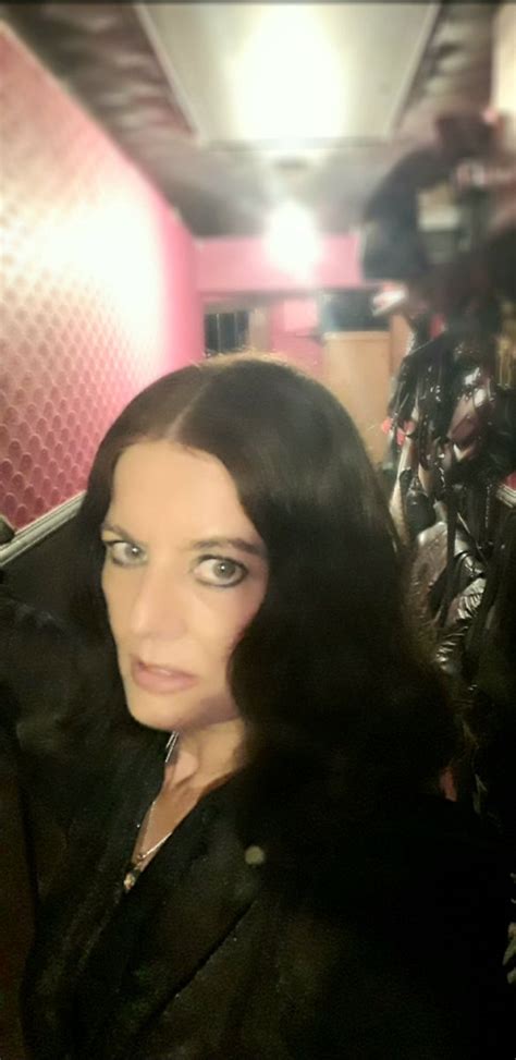 Mistress Tania On Twitter Im Available Till 8pm Sissys Bondage