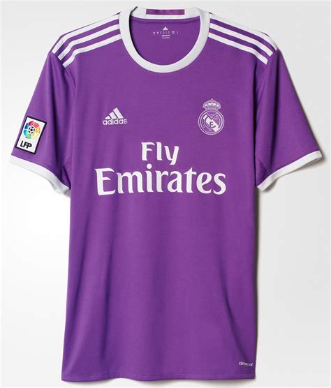 Und ausrüster adidas hat das neue trikot des. Real Madrid 16-17 Auswärtstrikot veröffentlicht - Nur Fussball