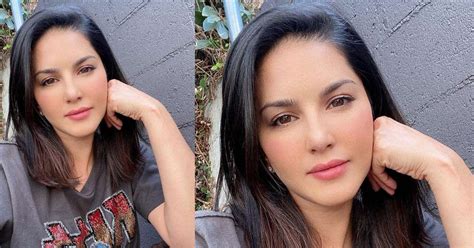 Sunny Leone Spreads Awareness For Breast Cancer