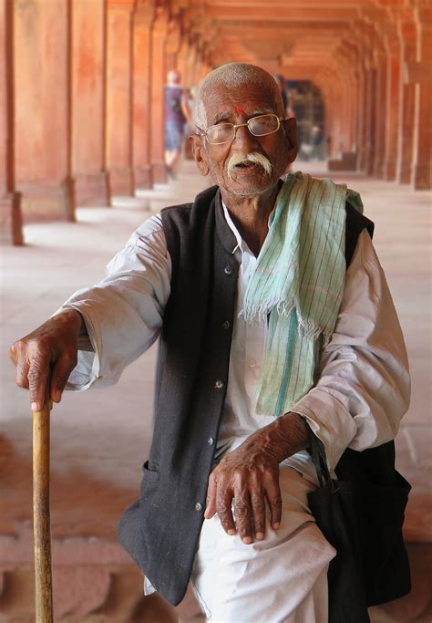 Indians Old Man Sitting Old Portrait Free Image From Needpix Com