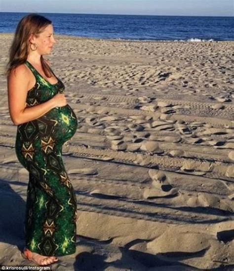 New York Mom Shows Photo Of Her Belly 3 Weeks After Birth Daily Mail