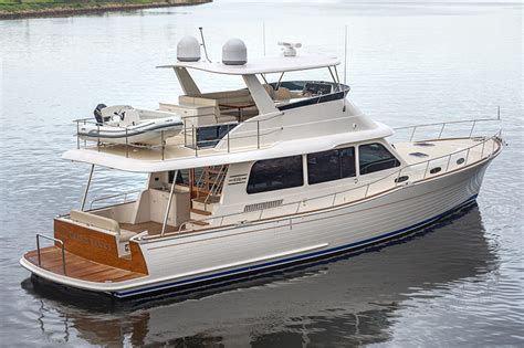 Grand Banks 54 To Debut At Palm Beach International Boat Show