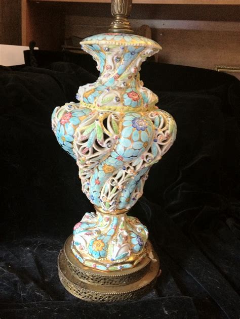 Photos, descriptions, specifications and reviews. Capodimonte table lamp | Porcelain | Pinterest