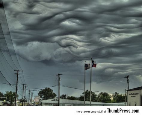 Amazing Nimbus 25 Breathtaking Photographs Of Beautiful Cloud Formation