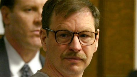 This Is What Gary Ridgway S Life Is Really Like In Prison
