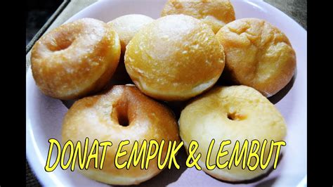 Di prancis, terdapat makanan mirip donat yang disebut beignets yang disajikan dengan gula halus. RESEP DONAT EMPUK & LEMBUT - YouTube