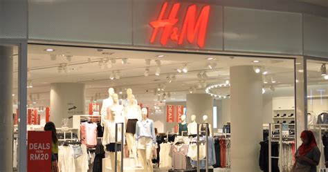 Get your favorite items as clothing, shoes and more at cheaper price. Due to Declining Sales, H&M Now Has RM16 Billion Worth of ...