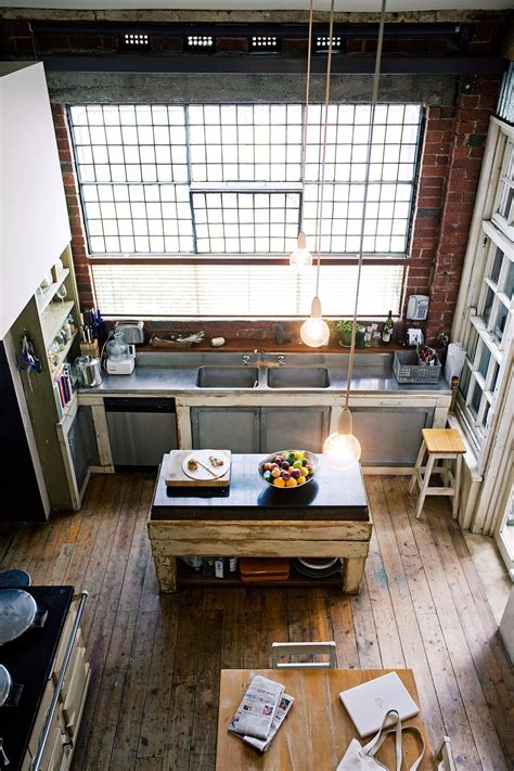 7 Kitchens With A New York City Vibe Loft Design Industrial Kitchen